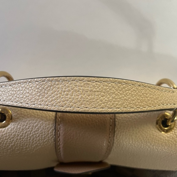 Louis Vuitton Clapton backpack - Picture 8 of 12